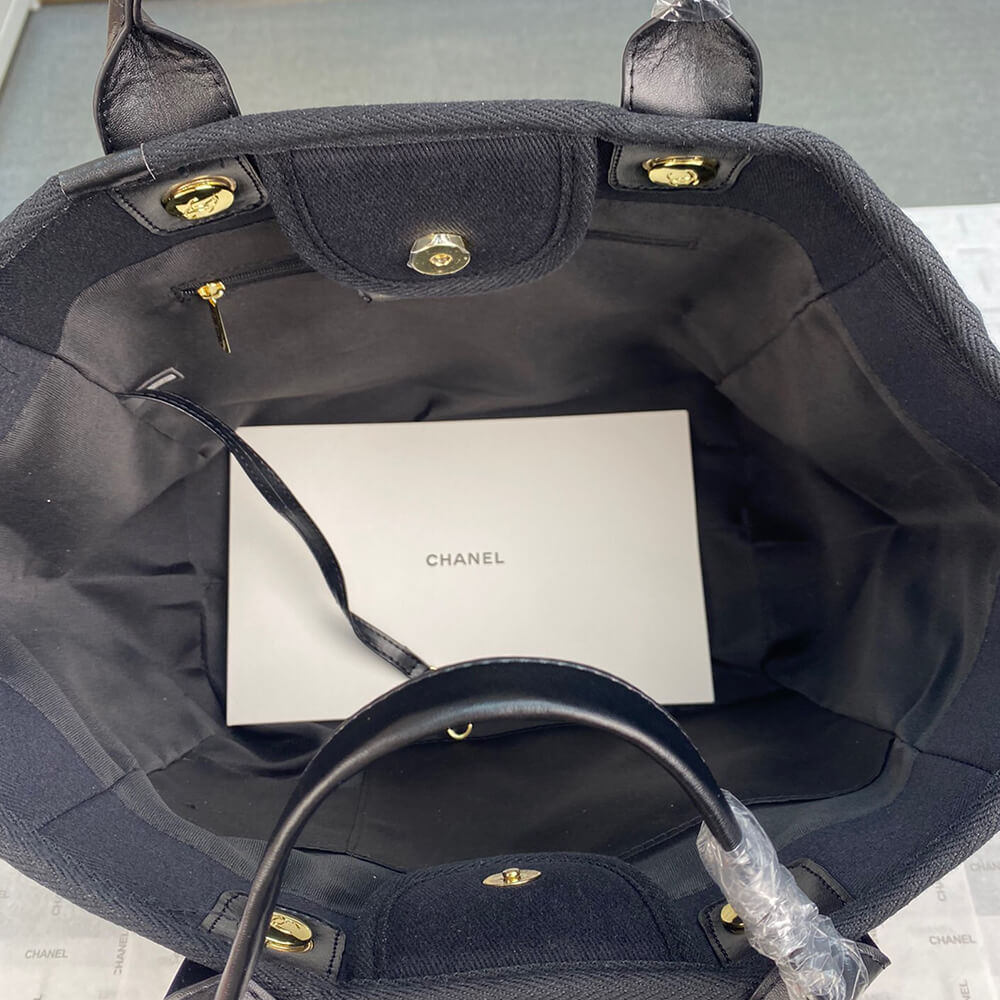 CHANEL MEDIUM DEAUVILLE TOTE