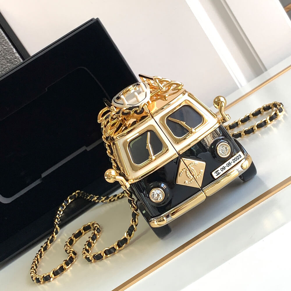 Ch**el mini van minaudiere(low stock)